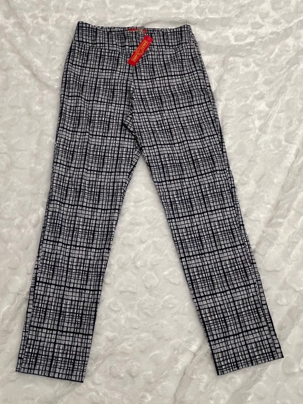 Krazy Larry Classic Pull-On Ankle Pants Size 6 NWT